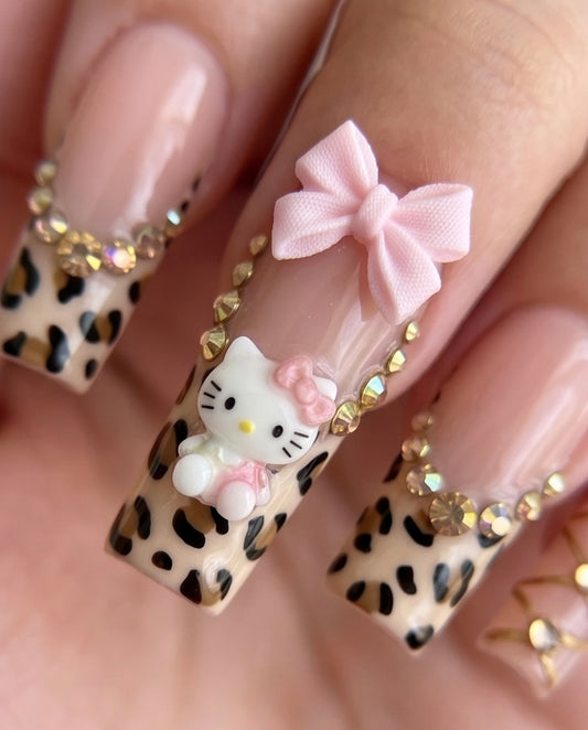 Kitty Bow-tique Claws